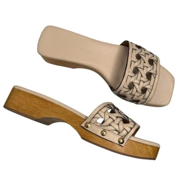 TORY BURCH Shoes - TORY BURCH BASKET WEAVE STUDDED CREAM CALFSKIN LEATHER SANDLES